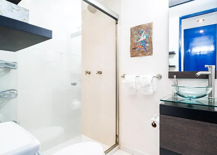Casa Azul-hidden Roma Norte Gem, Views, 4br Apartment Mexico City