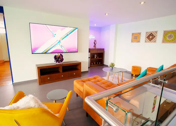 Apartment Casa Azul-hidden Roma Norte Gem, Views, 4br Mexico City