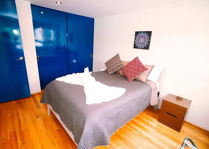 Apartment Casa Azul-hidden Roma Norte Gem, Views, 4br Mexico City